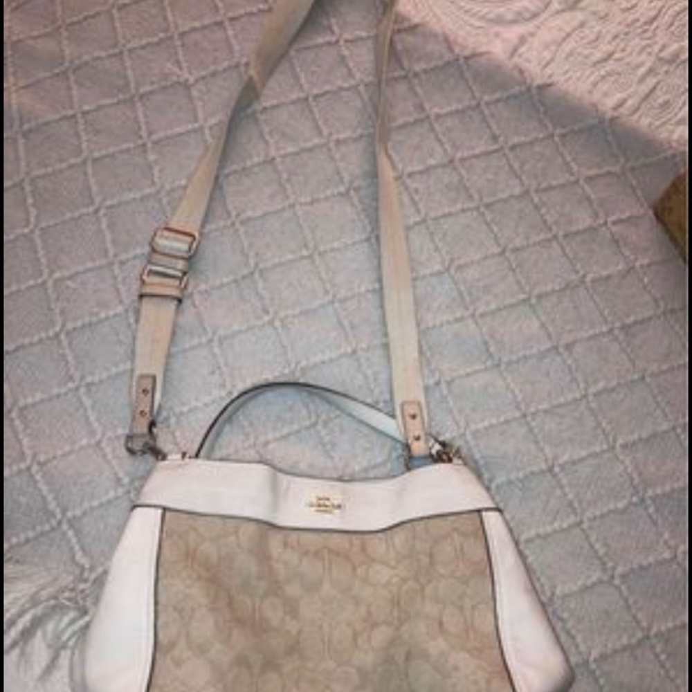 Coach handbag - Picture 2 of 3